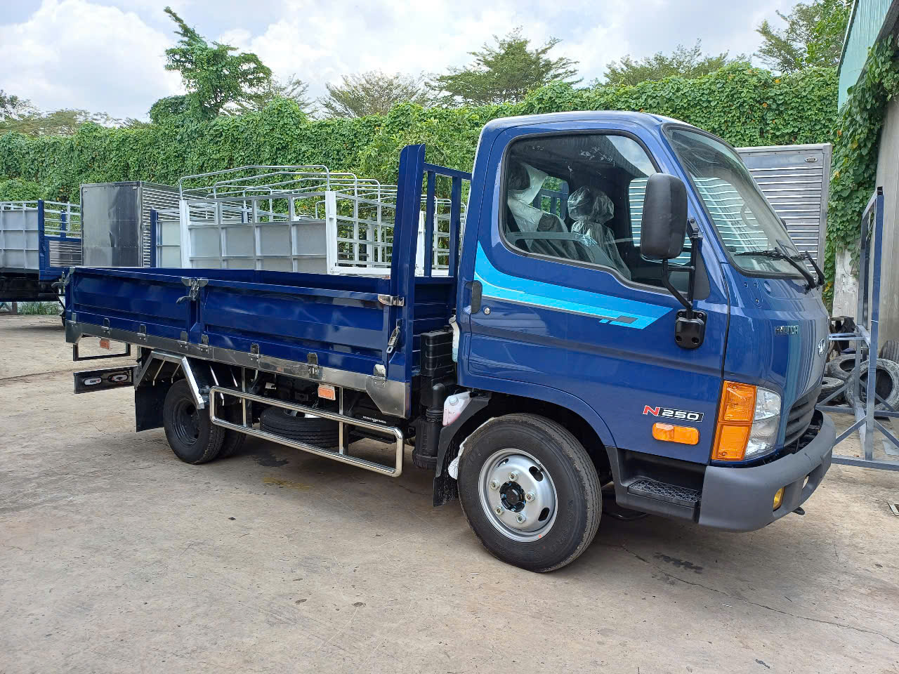 N250 Thùng lửng